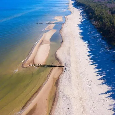 Prázdninový dům In Near Seaside Mielenko